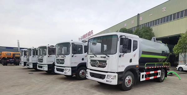 修復(fù)工程車